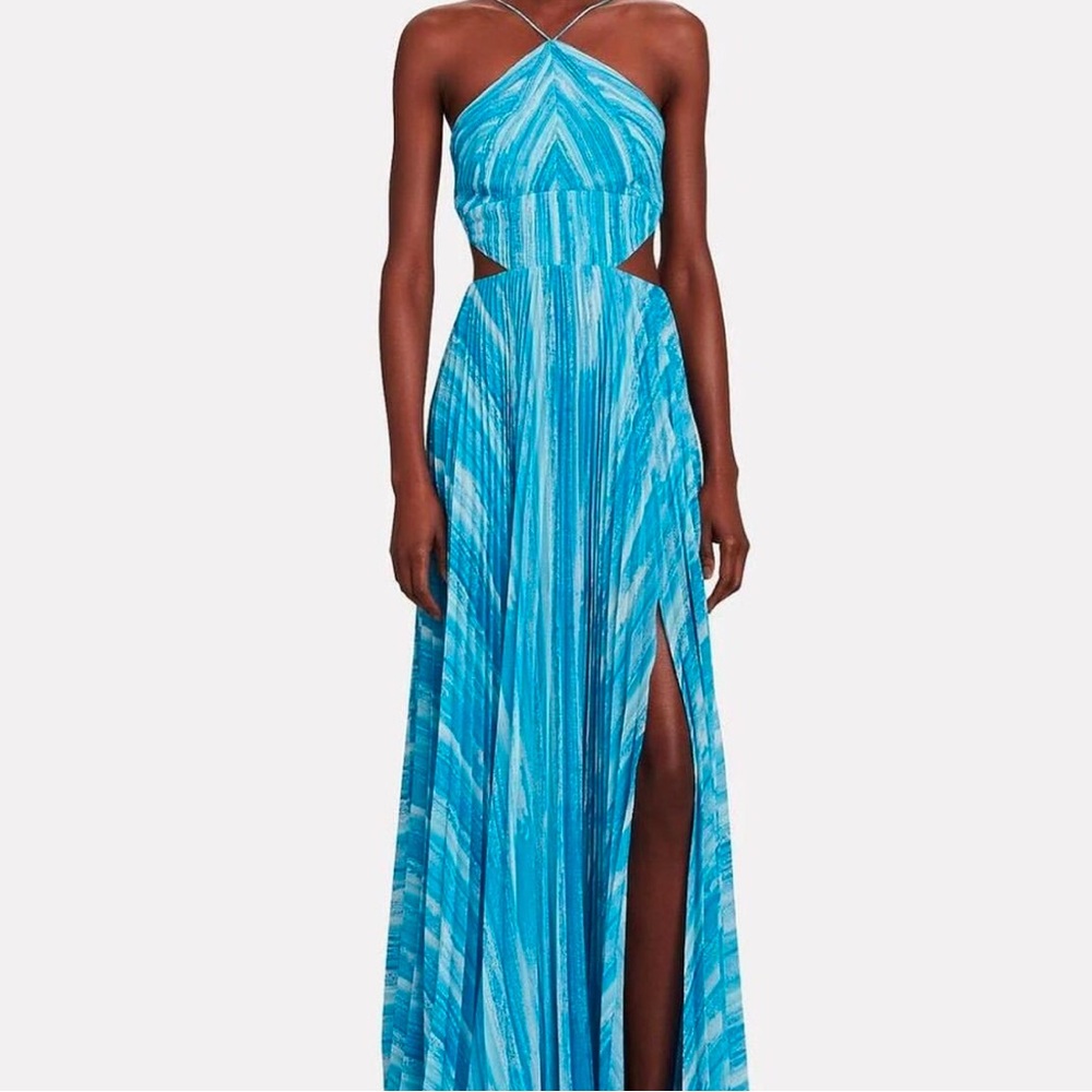 Elegant Blue Halter Maxi Dress